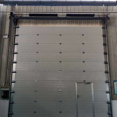 アルミニウム鋼板は部門別のガレージ サンドイッチ ドアの頭上式パネルを絶縁した
