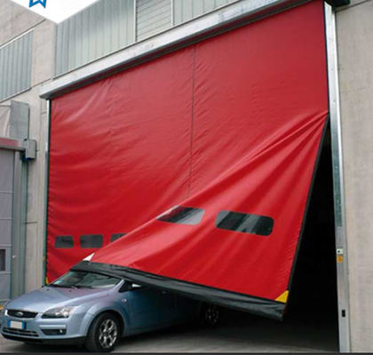 倉庫柔らかいポリ塩化ビニールの急速なローラーのドア・カーテンのジッパーの垂直頭上式の速い行為