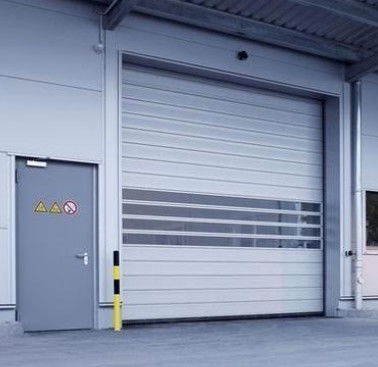 高い信頼性の高速螺線形のドアの保証ガラス繊維の入り口の速度0.8 - 2.5 M/S