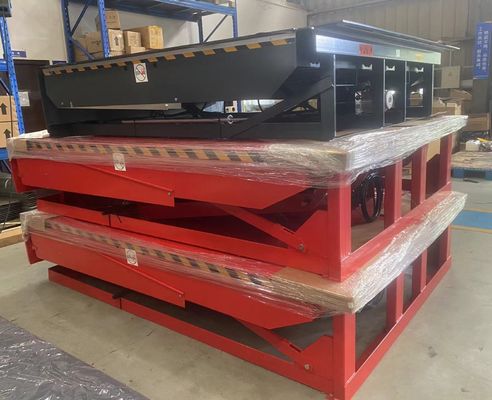 25000-40000LBS 容量 安全な設計 ワークショップ 自動ドックプレート ドックドアレベル ハーブデュース 水力