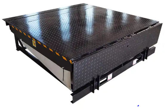 調整可能なデッキの高さ 電気ドックドアレベルヤー ワークショップ 自動ドックプレート 25000-40000LBS 安全デザイン