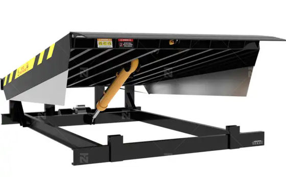 カスタマイズ可能なリップ長ワークショップ自動ドックプレートドックドアレベラー 25000-40000LBS 安全設計 プッシュボタンコントロール付き