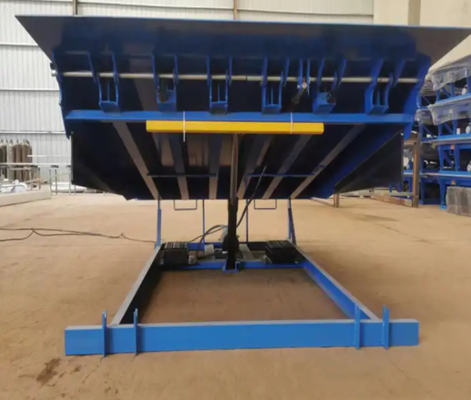 ドックドアレベラー ワークショップ 自動ドックプレート 25000-40000LBS 安全設計 機械式 高性能 電動油圧式 フレキシブルローディング