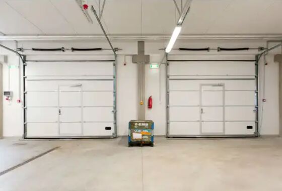 音絶レベル24 DB 隔離された断面ドア 動作するのに最小限のエネルギーとビニールまたはブラシを装備 商業用