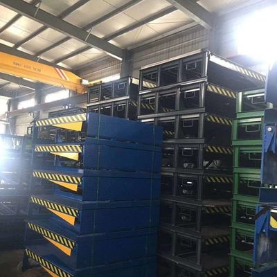 自動貨物 8000KG 固定型水力統合積載ドックレベルラー