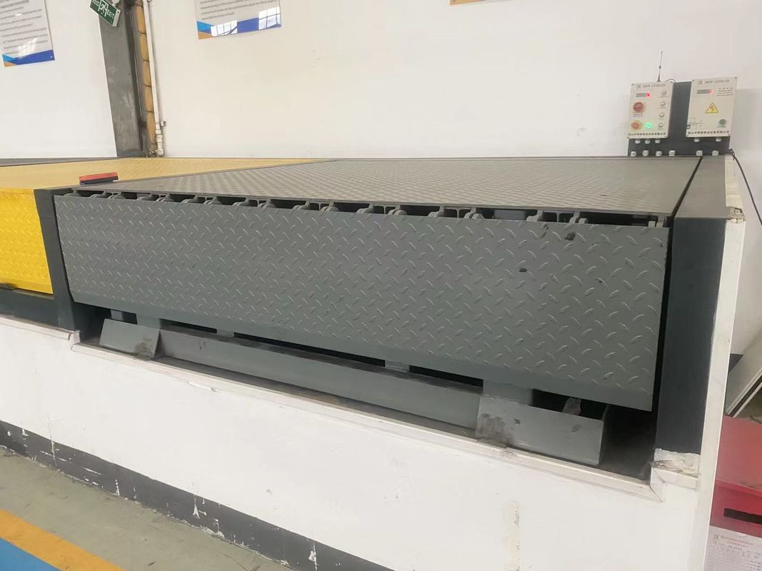 パーソナライズ可能な粉末で覆われた自動ドックレベルラー 10t 12t 15t 大荷重の高さ 固定固定