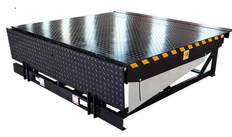 調整可能なデッキの高さ 電気ドックドアレベルヤー ワークショップ 自動ドックプレート 25000-40000LBS 安全デザイン